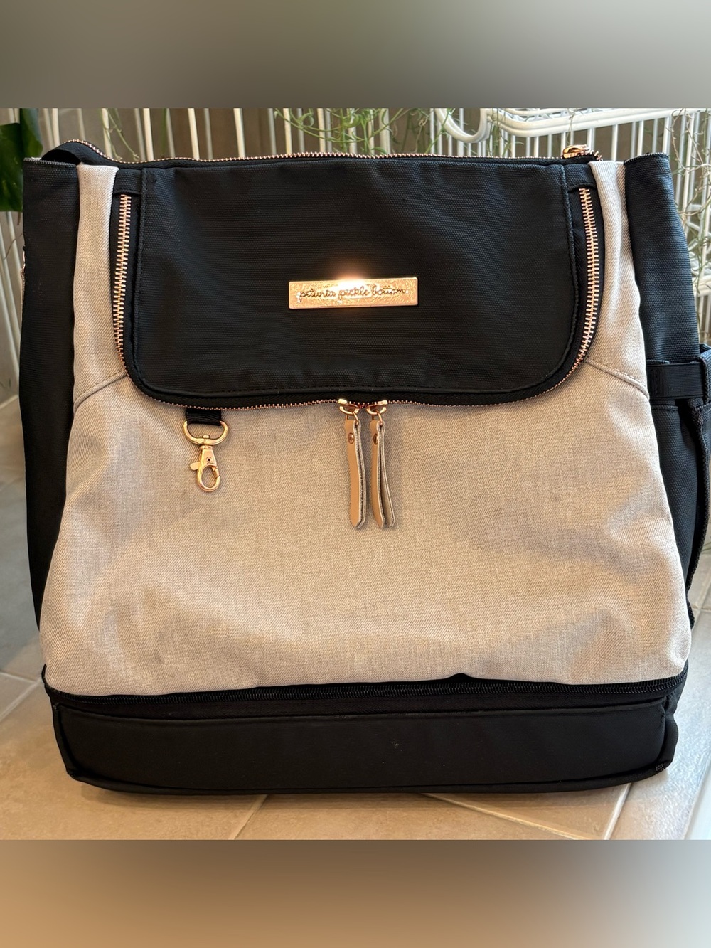 Petunia Pickle Bottom Pivot Backpack 🖤 - Picture 2 of 15